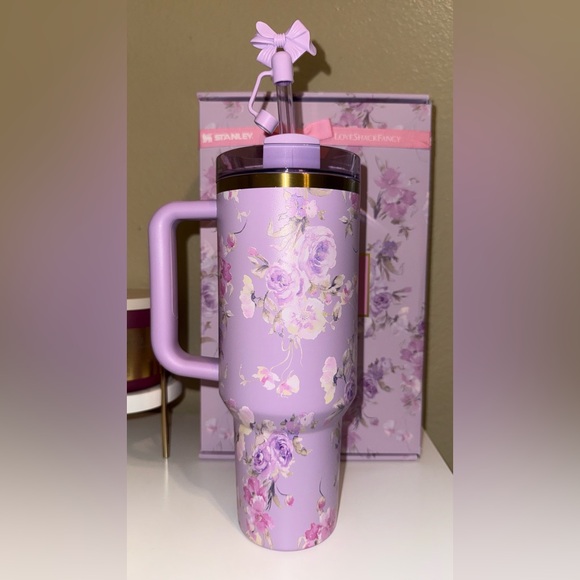 *SOLD* Stanley x LoveShackFancy 40oz Happy Thoughts - Picture 2 of 8